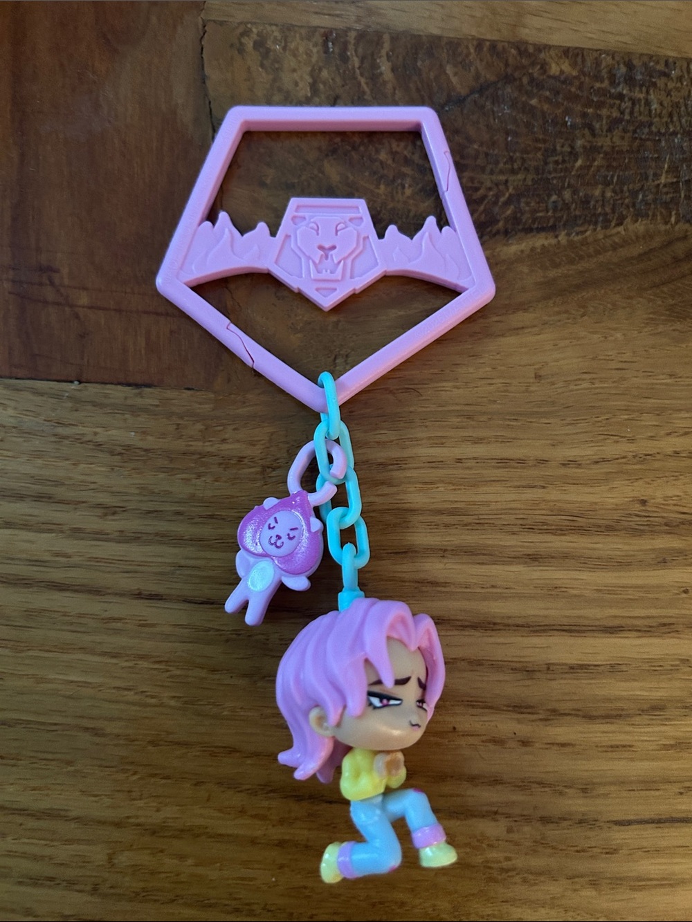 K-pop Demon Hunters Hello Friend Mini Collectible Keychain Figure - Romance